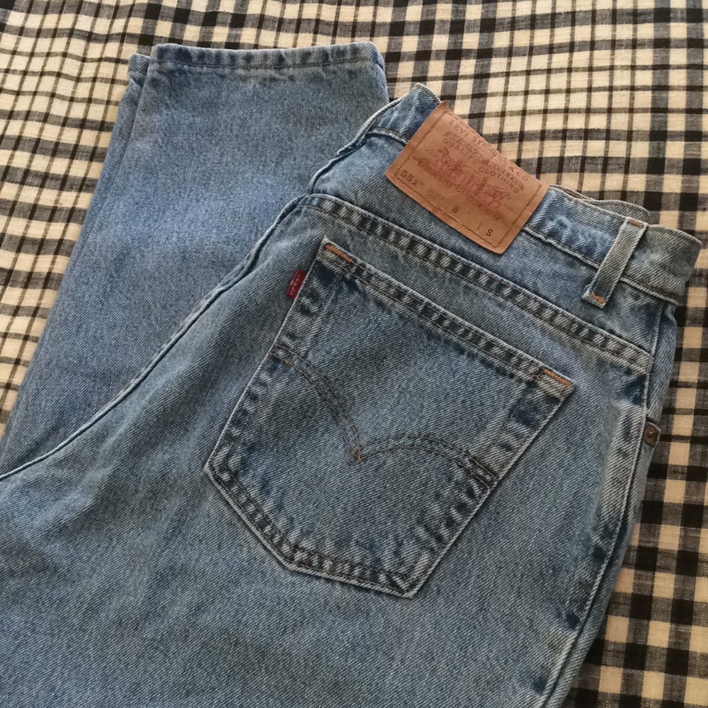 Vintage Levi’s 551 relax fit high rise mom jeans
